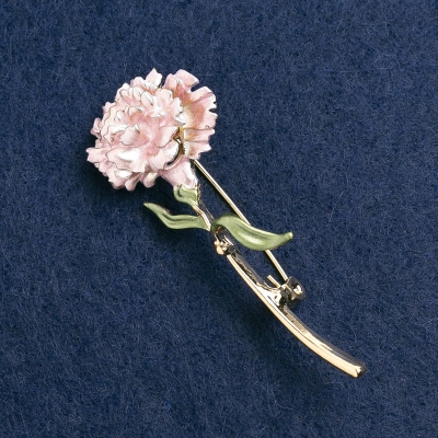 Брошка Квітка Гвоздика емаль світло- рожева, золотистий метал 59х24мм