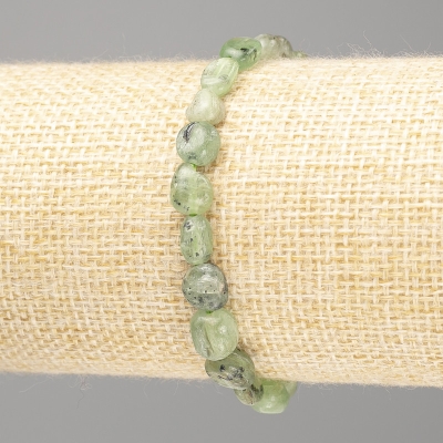 Браслет Зелений Кіаніт натуральне каміння, галтівка, діаметр 7х8(+-)мм, довжина 18см (стрейч)