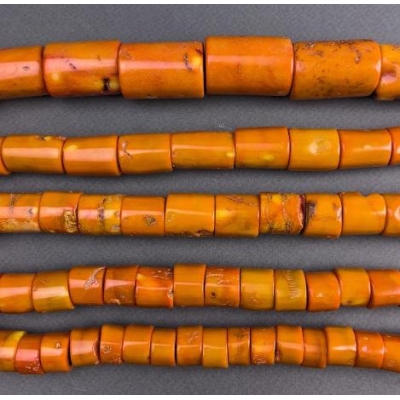 Корал помаранчевий натуральний рубка на волосіні, діаметр 20х23мм+-, діаметр 14х15мм+-, довжина 42см ( за 100 грам) (асорті розмірів)