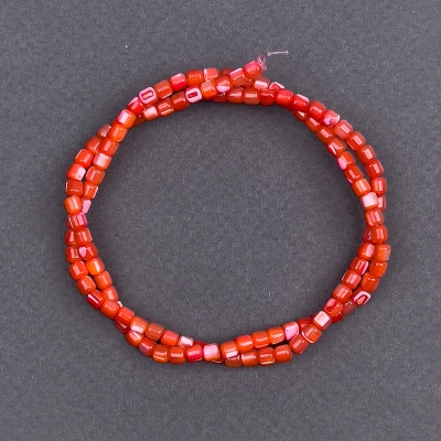 Намистини тонований Перламутр червоний циліндр, діаметр 3,5х3,5мм+-, довжина 40см+- на волосіні