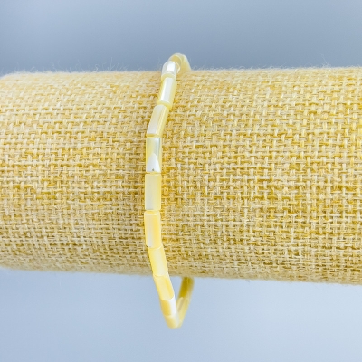 Браслет Перламутр тонований жовтий шайба, діаметр 4х2мм+-, довжина 18см (стрейч)