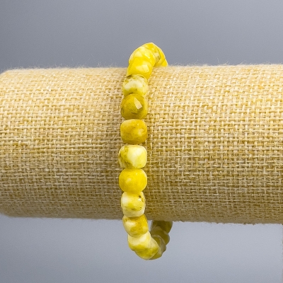 Браслет Жадеїт жовтий натуральний камінь гранований кубик, діаметр 7,5х7,5 мм+-, довжина 18см (стрейч)