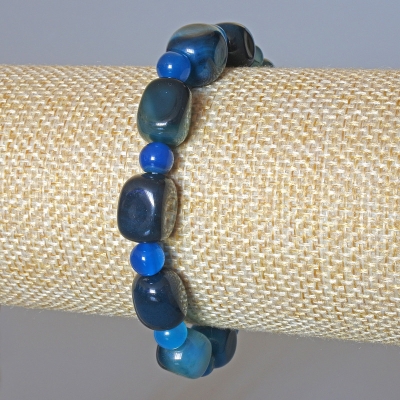 Браслет Агат синій натуральний камінь брусок, діаметр 9х11мм+- гладка кулька, діаметр 6мм+-, довжина 18см+- (стрейч)
