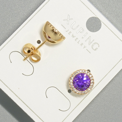 Сережки пусети Xuping з фіолетовим кристалом та білими стразами, кругла оправа, діаметр 9,5мм позолота