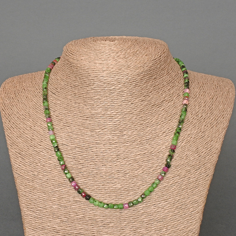 Zoisite Necklace, Natural Stone, Faceted Cube, 4 mm dia, 48 cm length
