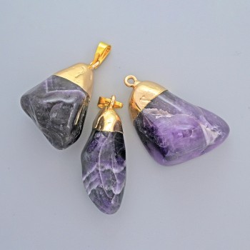 Amethyst Pendant with Natural Stone, 30×18 mm ± assortment, golden metal