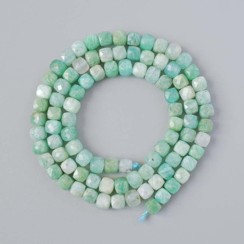 Amazonite Beads natural gemstone faceted cube, diameter 4–5 mm ±, thread length 39 cm ±