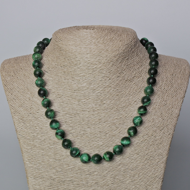 Necklace with green cat's eye natural stone smooth beads, diameter 10.5mm, length 45-48 cm