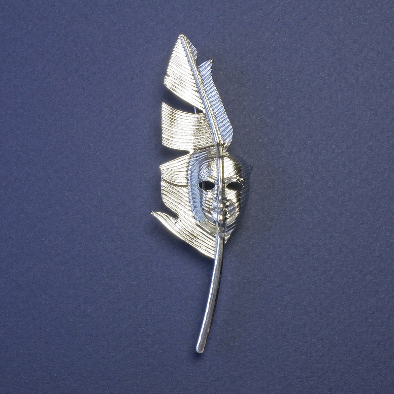 Brooch Pendant Writer's Feather with Mask, Silver-toned Metal 80x23mm