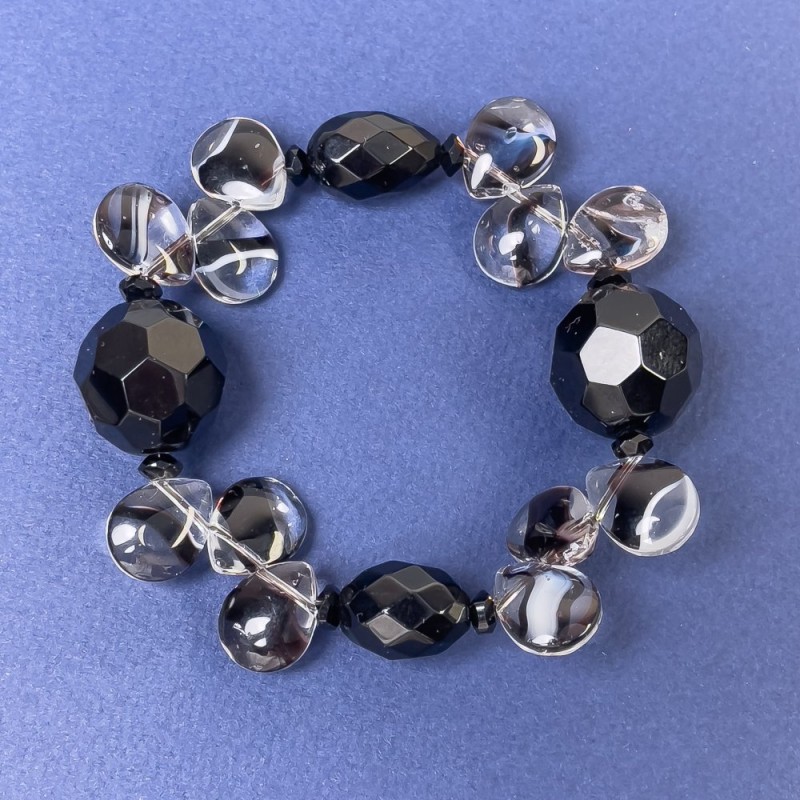 Bracelet Murano glass butterfly, diameter 15x12mm±, faceted agate ball 18mm±, faceted barrel 16x12mm±, length 18cm±, elastic