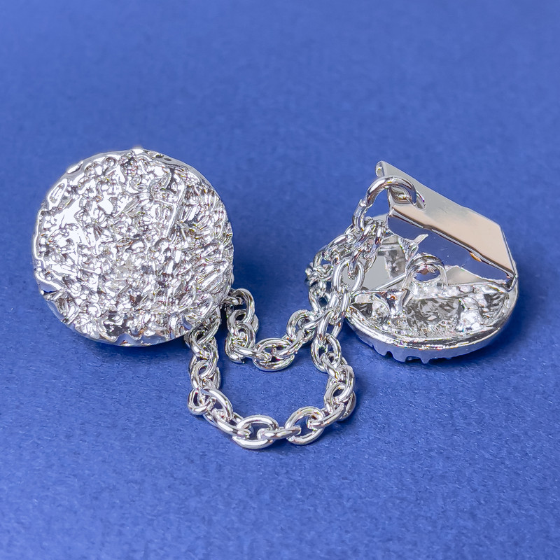 Brooch for Cardigans Silver Metal, Ø ~20mm decorative part, chain length ~9cm