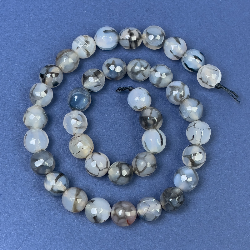 Dragon Vein Agate Beads on Thread - Faceted Round 8mm, 37cm length