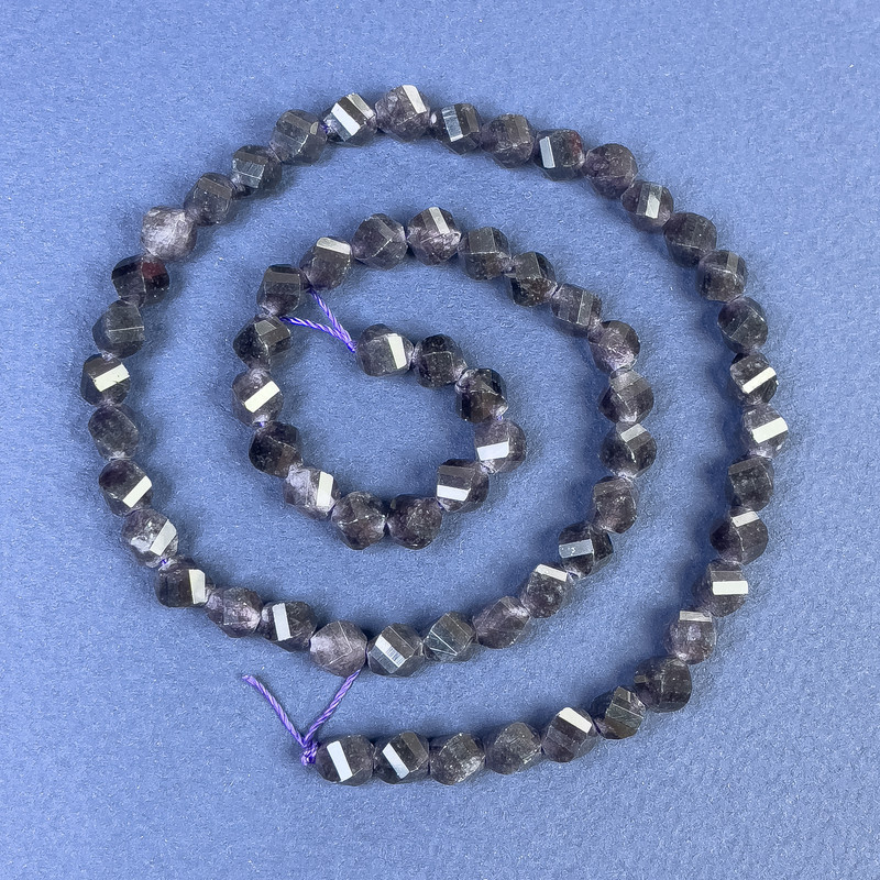 Iolite Beads Faceted Diamond-shaped 6x5mm on Thread, 38cm+ Length