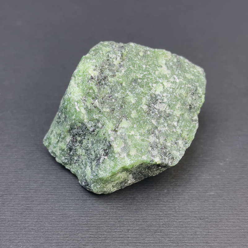 Unpolished Zoisite Natural Nuggets without Hole 38-45×30-34 mm (+-) (per 100 g ±)