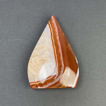 Price per 100g. Souvenir natural stone geode Sardanicite (Sardonyx), size ~100x50x25mm± ~weight 170 g+