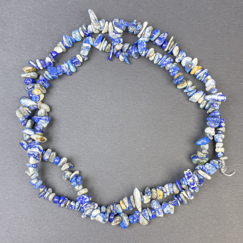 Lapis Lazuli Beads 7–11×3 mm on Threaded Wire, Length 80 cm+