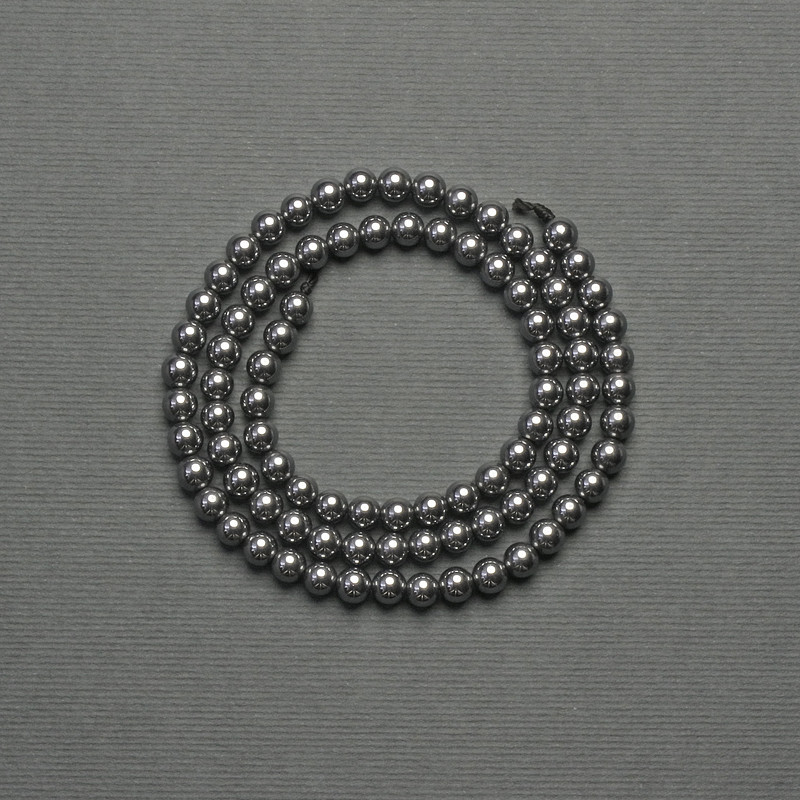Terahertz Beads, Smooth Round, 5mm Diameter ±, Color: Dark Silver, On Thread, Length 41cm+