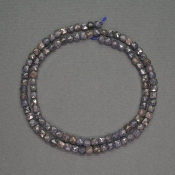 Natural Sapphire Beads, small faceted cube, 4mm diameter, 40cm length