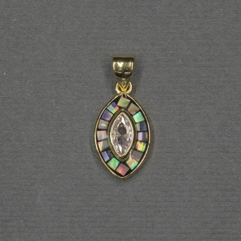 Pendant with Chalcedony Inlay in Golden Metal 9x15x17x2 mm+-