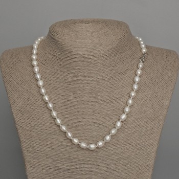 Necklace made of natural freshwater oval pearls, diameter 8x6 mm ±, length 46 cm ± with clasp