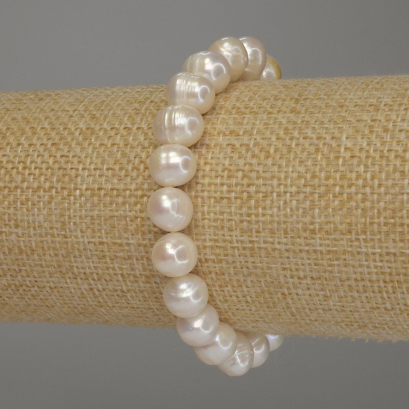 Bracelet Freshwater Pearls, 9×8 mm diameter ±, length 7.1 in (18 cm) (stretch)