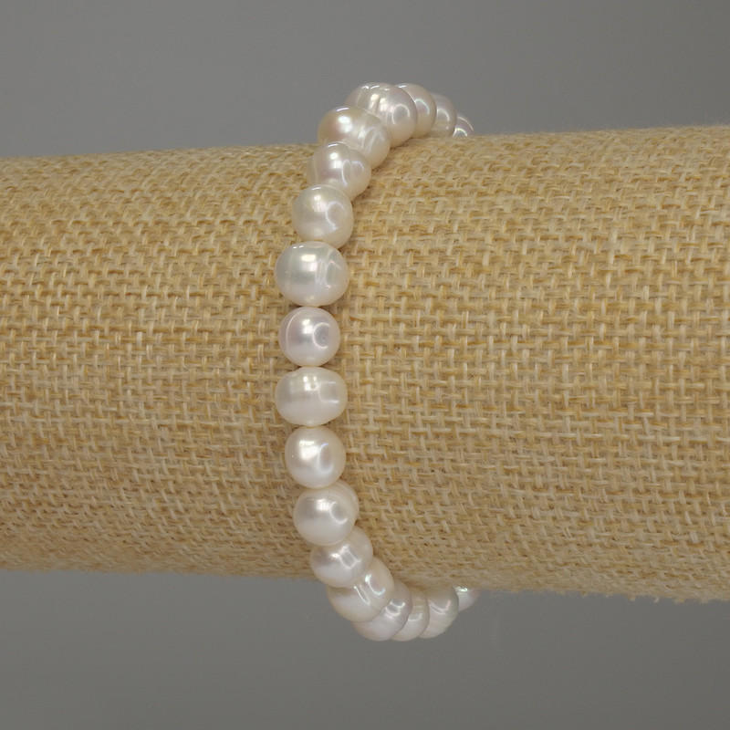 Bracelet with Freshwater Pearls, diameter 7-8×7mm ±, length 18cm (stretch)