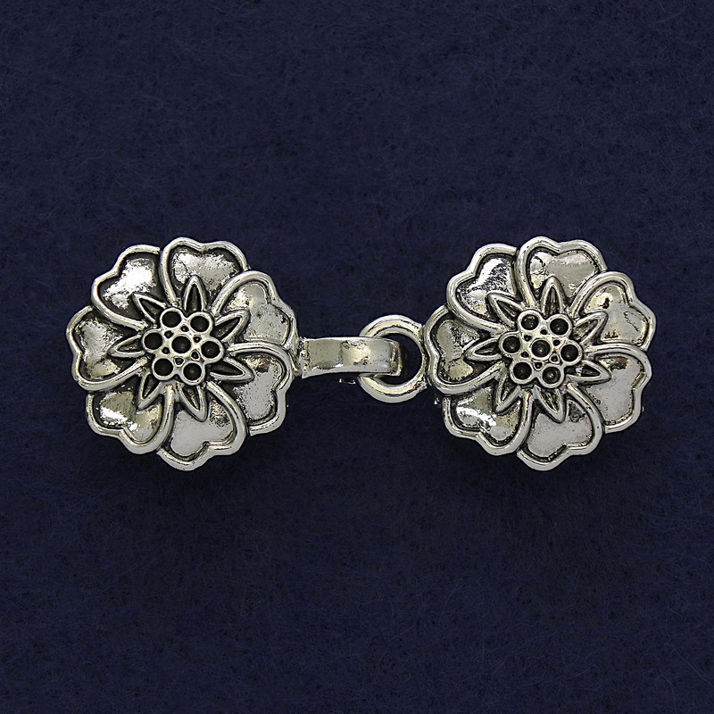 Brooch clip for cardigan silver metal, diameter 21mm +-, length 52mm+