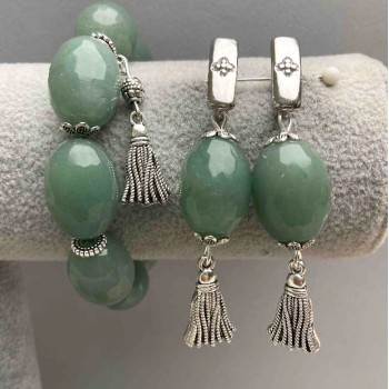 Bracelet and Earrings Set Faceted Jade Oval, diameter 21×15mm ±, length 64mm ± with metal inlays, length 18cm ± stretch