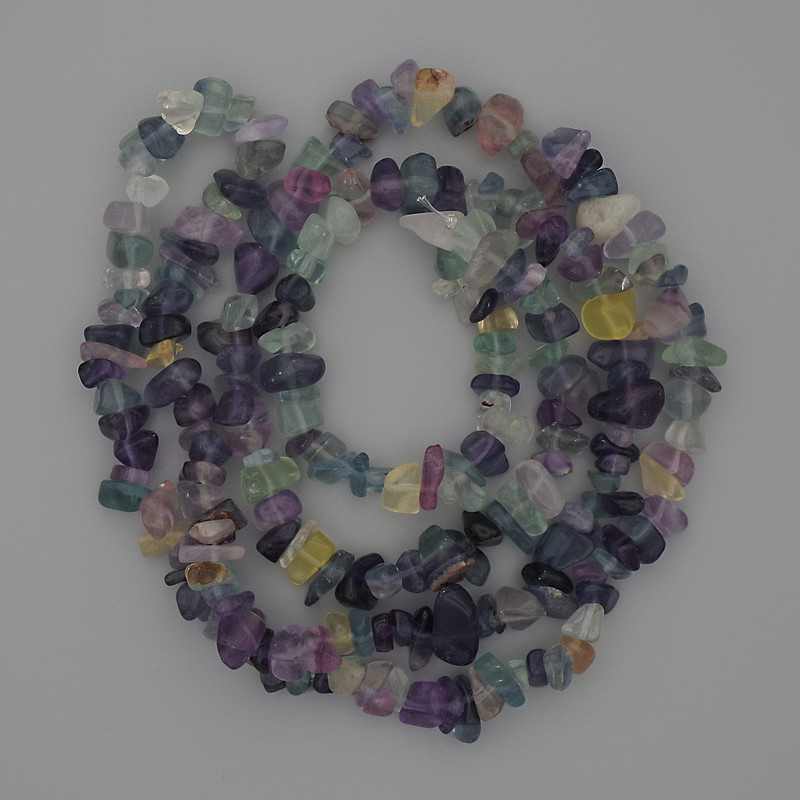 Fluorite Bead Chip, diameter 7-10x3-5mm, length 76cm on thread