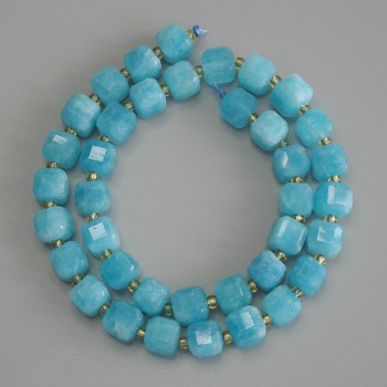 Aquamarine Beads Faceted Cube, 8x8mm +/- diameter, with 3mm+ seed beads, thread length 37cm +/-