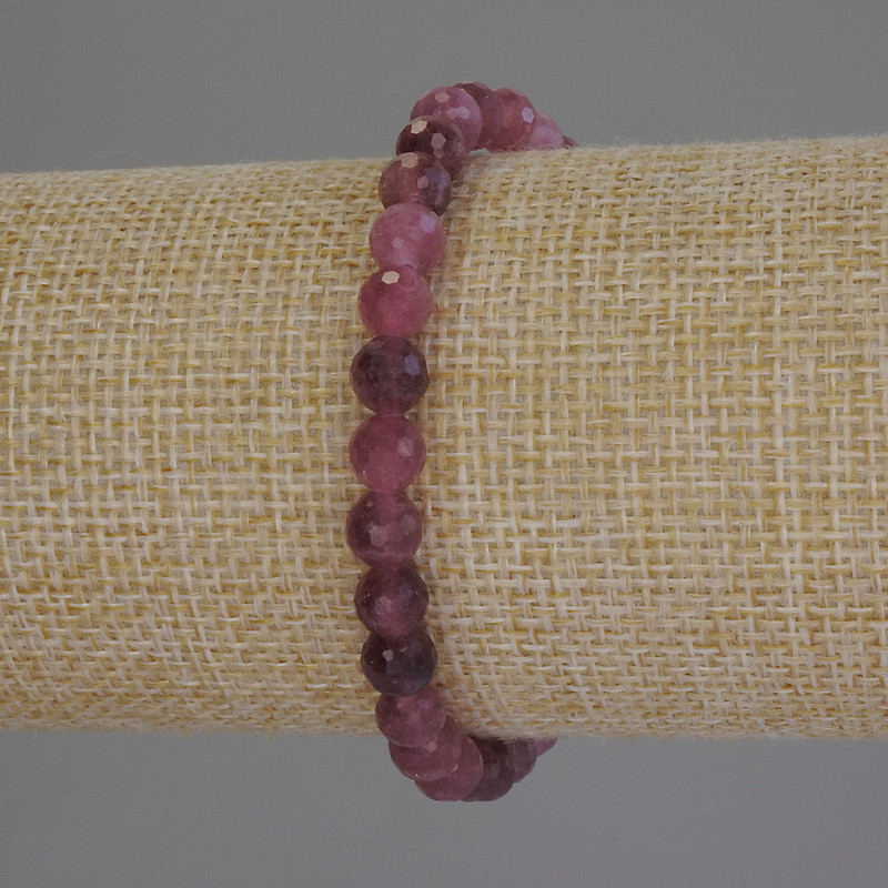 Bracelet with faceted tourmaline beads, 6mm diameter, 18 cm length (stretcher)