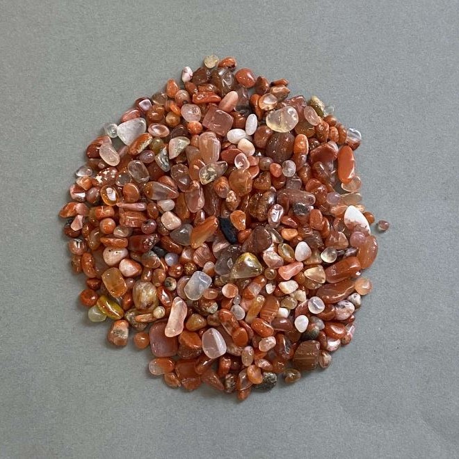 Carnelian Chip Natural Without Hole 4-8×4-7mm± (per 100g±)