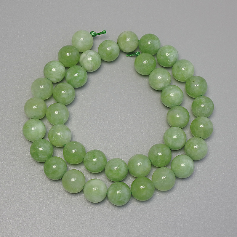 Chrysoprase Olivine Beads smooth ball, 10mm± diameter on thread, length 38cm+