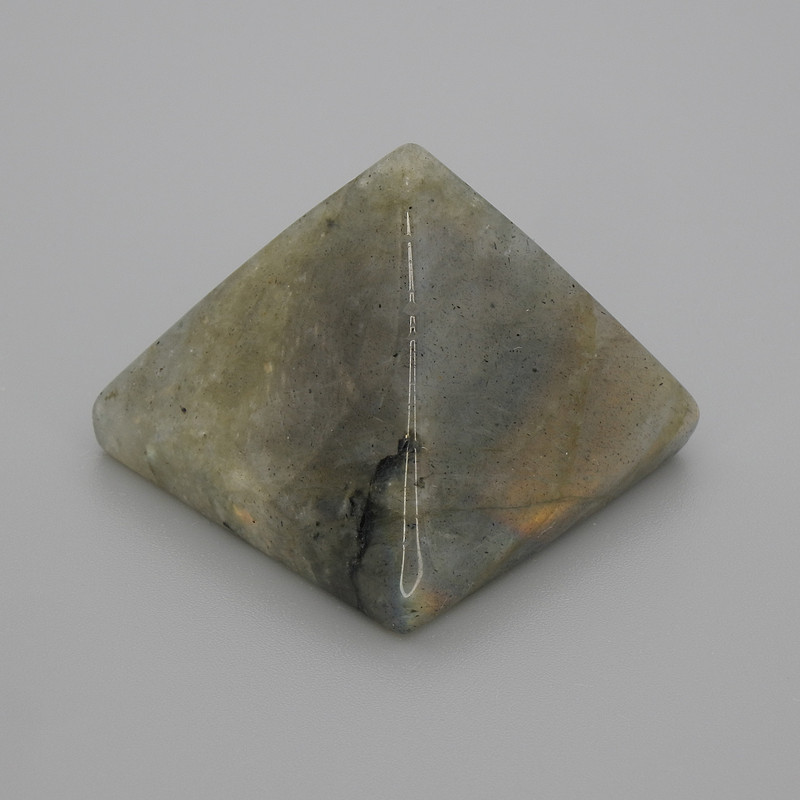 Pyramid Natural Labradorite Stone Pyramid, length 30x30mm+-, width 25mm+-