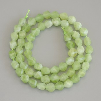 Chrysoprase Beads Bead-shaped Cut Diamond 6x5mm on Thread, Length 37cm