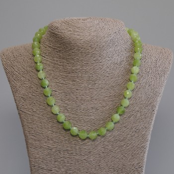 Chrysoprase Neclace Olivine Faceted Bead, 10 mm dia, approx 50 cm with clasp