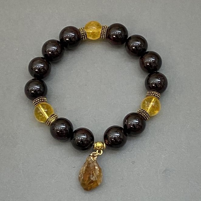 Bracelet Garnet Bead, 12mm+-, Citrine Bead 10mm+-, length 18cm+- Stretch