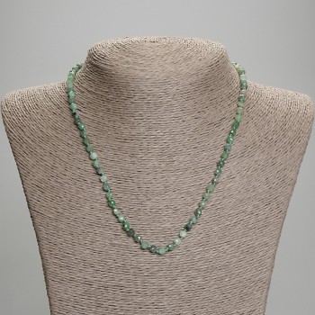Emerald Beads, faceted cube, 4x4 mm, 45 mm length with clasp