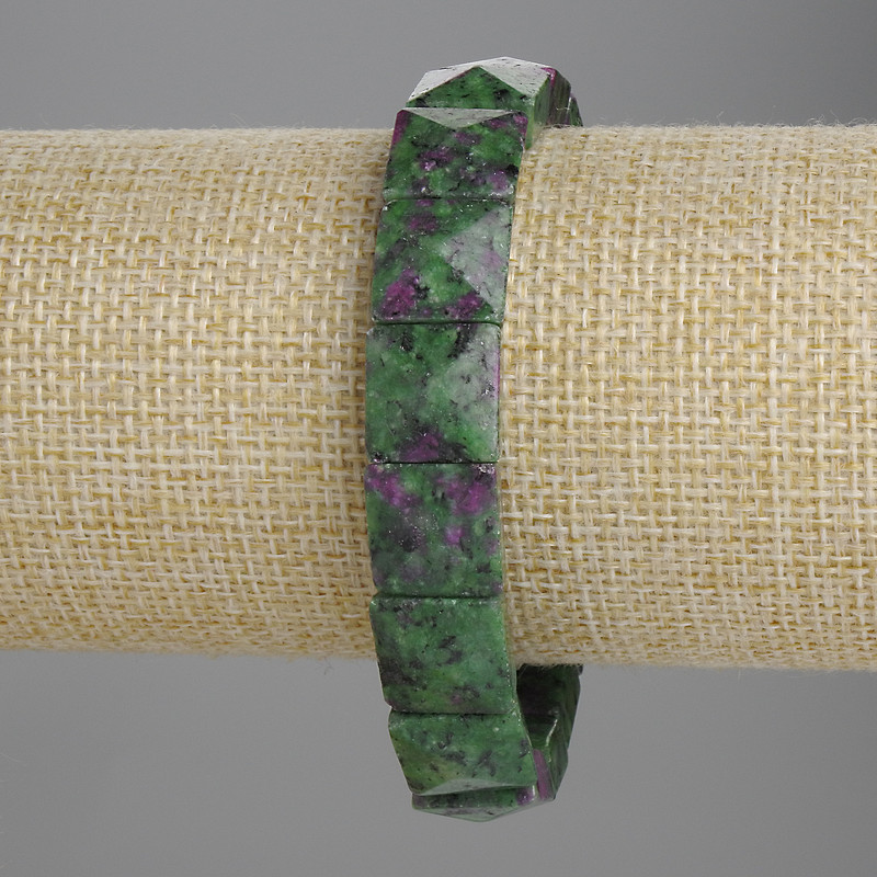 Zoisite Beaded Bracelet 12x12 mm Faceted Link, 18 cm long Stretch