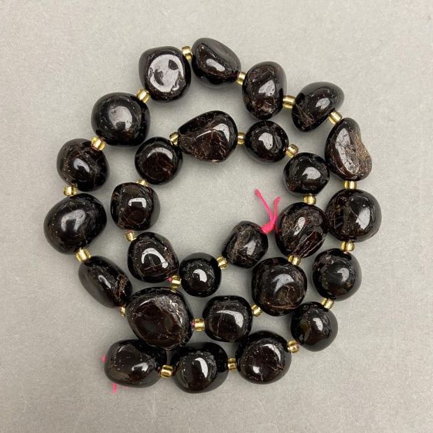 Garnet Faceted Beads on Thread, diameter 11-16×10-15mm±, 3mm± seed beads, length 41cm+