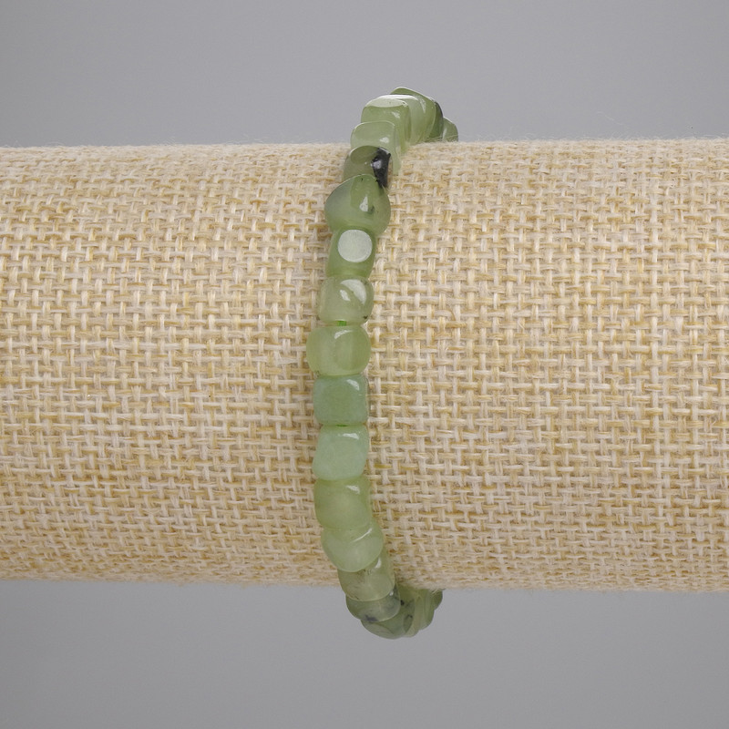 Bracelet Prehnite Cube, 5mm diameter, 18cm length, stretch