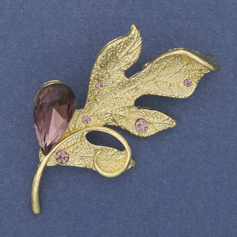 Brooch Pendant Leaf with Crystal Rhinestones Golden Metal 67x35mm+