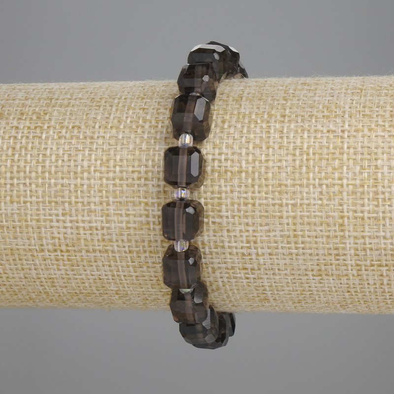 Bracelet Smoky Quartz Faceted Cube, diameter 8x8mm±, with 3mm+ seed beads, length 18cm±, stretch