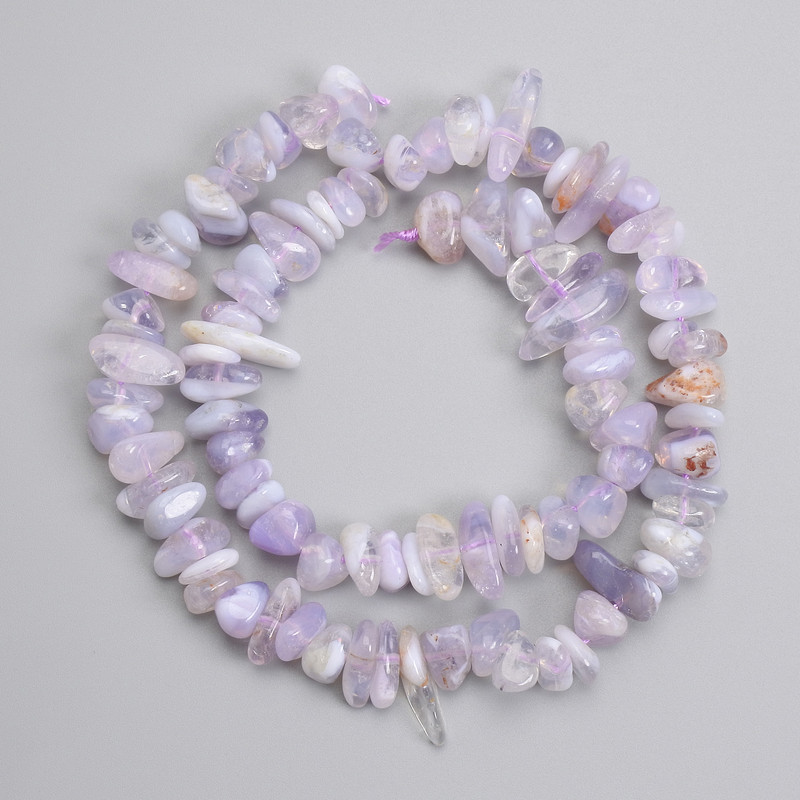 Sapphire stone beads tumbled 7-20x3-6mm ±, length 39cm ± on a thread