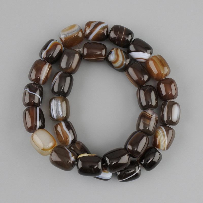 Agate barrel beads, diameter 12, 5x11mm +/- , length 37cm +/- on a thread