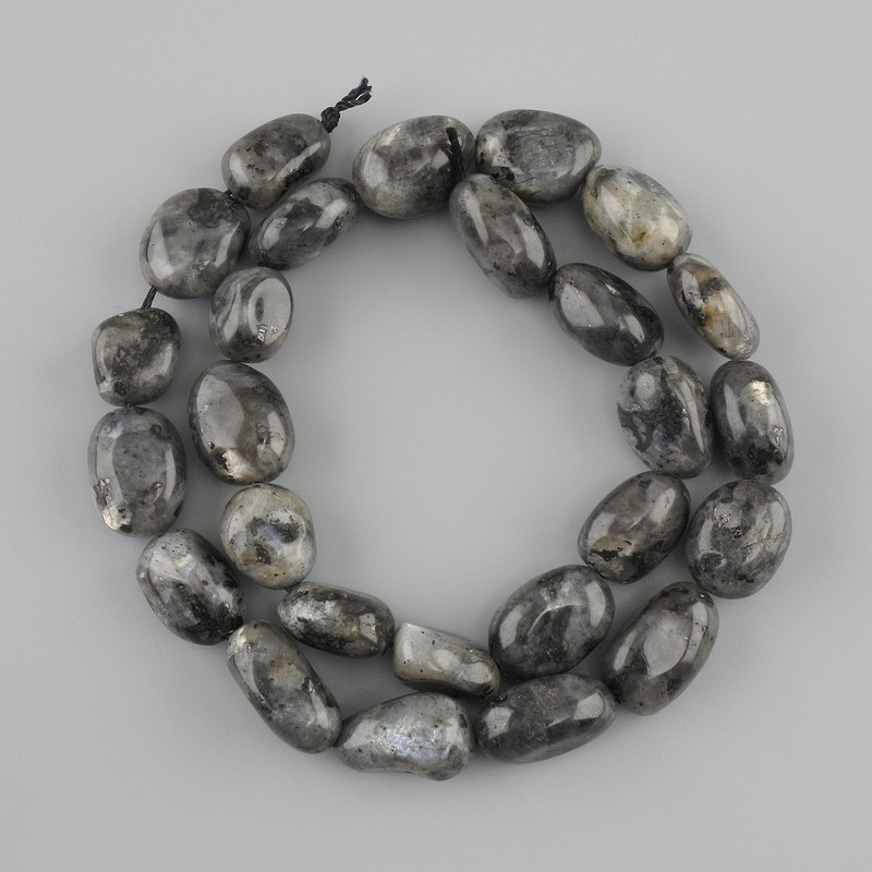 Labradorite beads, tumbled, diameter 13-16x10-12, 5mm+-, length 39cm +/- on a string