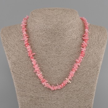 Coral necklace coral chips needles 6-10x1-3mm +-, length 45cm +- with clasp