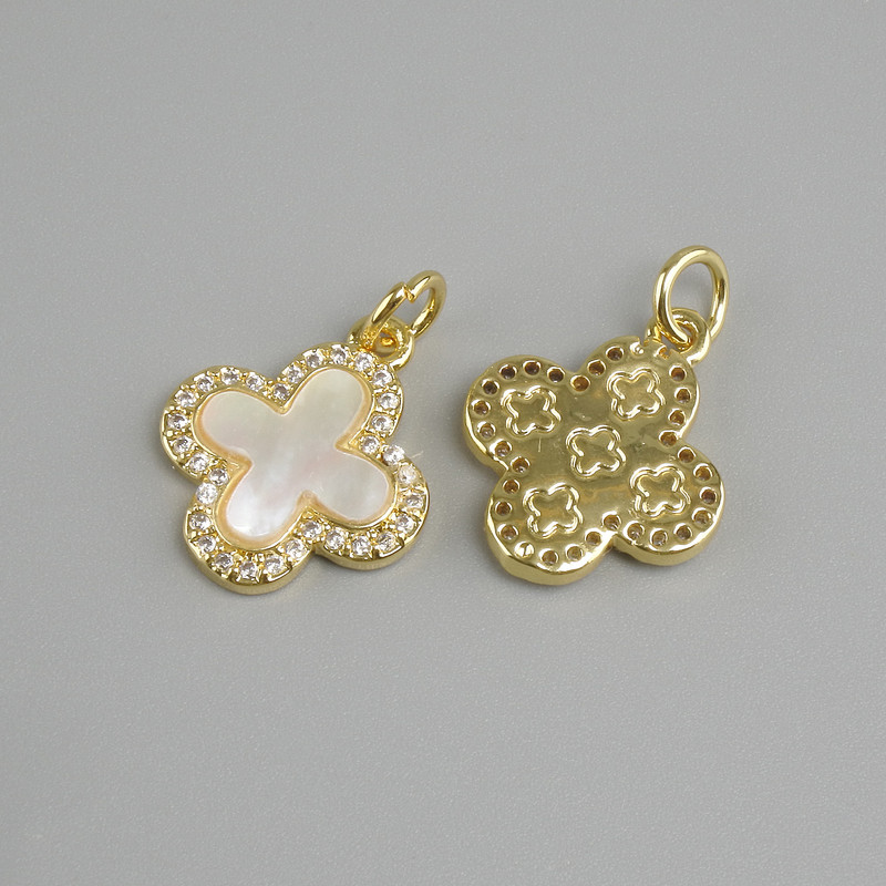 Price per 1 pc. Pendant Mother-of-pearl gold-tone metal, diameter 16x14mm+/-, length 19mm+