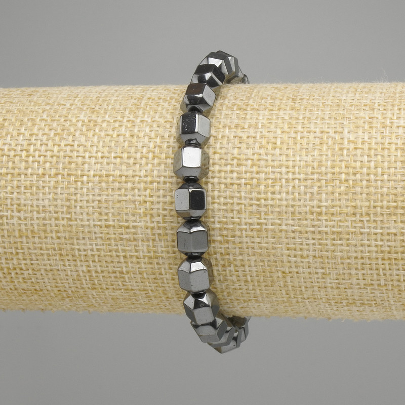 Hematite bracelet faceted 8x7mm +- , length 18cm +- stretch