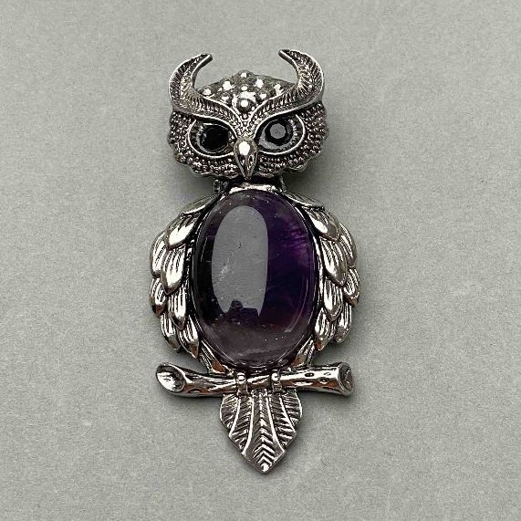Brooch Pendant Owl Amethyst 60x28 mm ± black cabochons, silver-toned metal